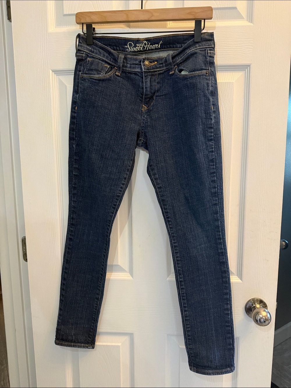 Old Navy Dark Wash 99% Cotton 1% Spandex Slim Leg Jeans Mid Rise w/26” Inseam
